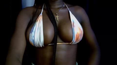 Snapshot of black_ebonyqueen chatting on 09-18-25, 08:44 Esthy online show from 09-18-25, 08:44