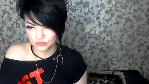 black_hot_01 online show from 11-06-25, 06:47