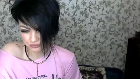 black_hot_01 online show from 11-20-25, 05:51