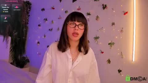 Jenny online show from 03-27-26, 03:34