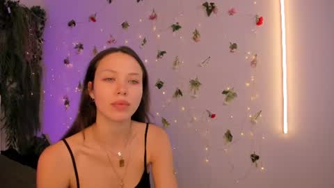 Snapshot of black_jenny chatting on 07-29-26, 10:46 Jenny online show from 07-29-26, 10:46