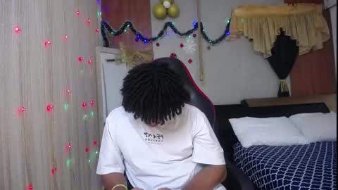 black_king_241 online show from 01-19-26, 03:54