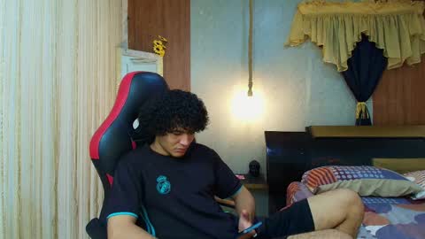 black_king_241 online show from 04-04-26, 10:51