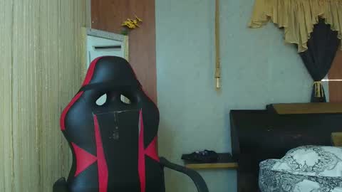 black_king_241 online show from 06-09-26, 12:50