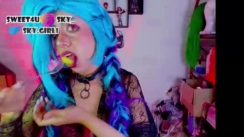 Snapshot of black_lady_05 chatting on 02-26-26, 03:38 millie online show from 02-26-26, 03:38