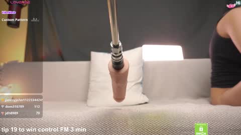 Snapshot of black_n_wh1te chatting on 02-15-25, 02:04 black_n_wh1te online show from 02-15-25, 02:04