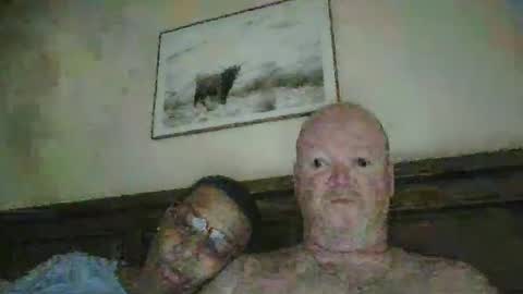 black_n_white4 online show from 12-13-24, 11:06