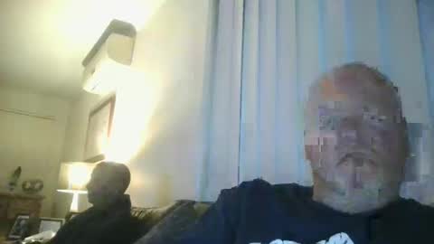 black_n_white4 online show from 02-18-25, 09:21