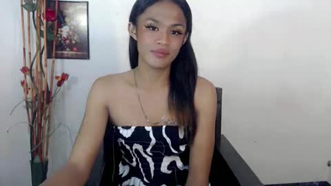 Snapshot of black_nympha chatting on 09-18-25, 06:54 Nympha online show from 09-18-25, 06:54