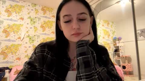 Liz online show from 03-25-26, 07:53