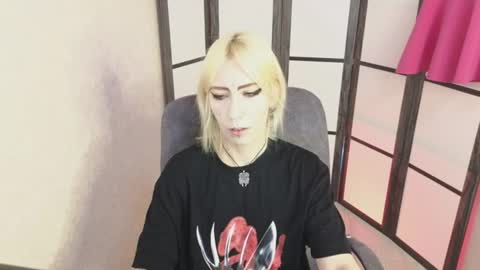 Emily online show from 07-11-26, 08:39
