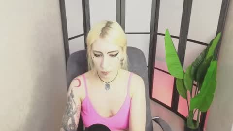 Emily online show from 07-19-26, 10:52