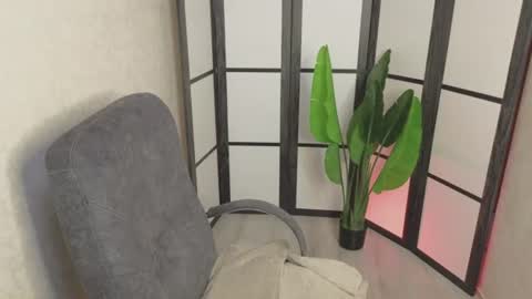 Emily online show from 07-28-26, 11:17