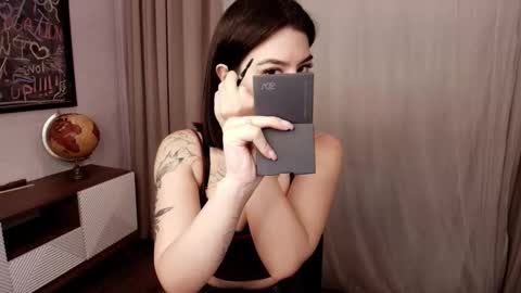 Mon Mon online show from 10-02-25, 02:40