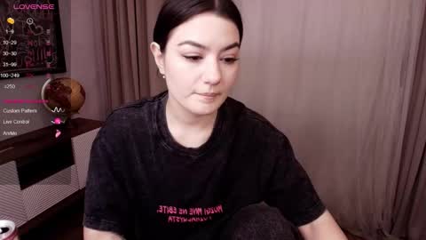 Mon Mon online show from 10-19-25, 02:45