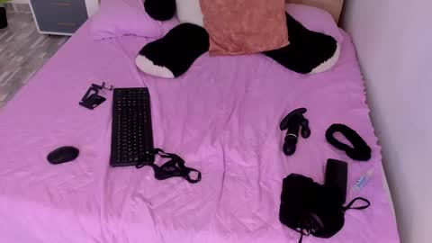 B L A C K  R O S E  online show from 04-20-26, 11:46