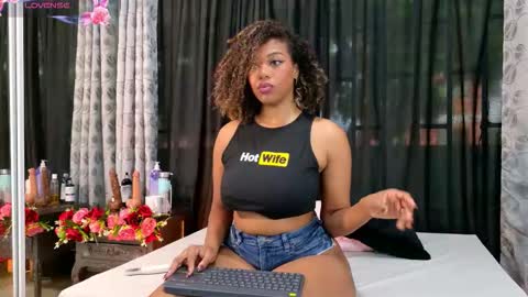 Tifany online show from 02-13-26, 12:56