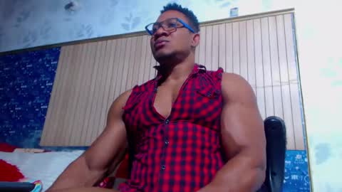 Snapshot of black_seus85 chatting on 03-02-26, 06:59 duglas online show from 03-02-26, 06:59