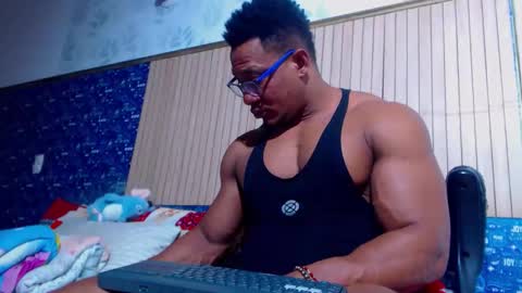 Snapshot of black_seus85 chatting on 03-07-26, 11:13 duglas online show from 03-07-26, 11:13