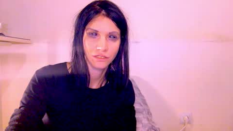 Snapshot of black_sswan chatting on 01-14-26, 10:03 Kristin online show from 01-14-26, 10:03