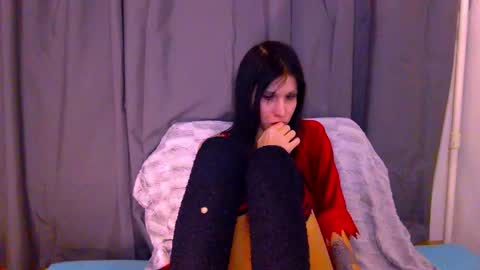 Snapshot of black_sswan chatting on 01-31-26, 07:11 Kristin online show from 01-31-26, 07:11