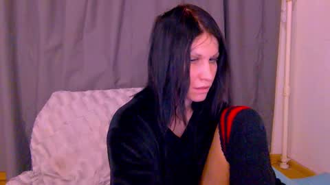 Snapshot of black_sswan chatting on 02-26-26, 07:24 Kristin online show from 02-26-26, 07:24