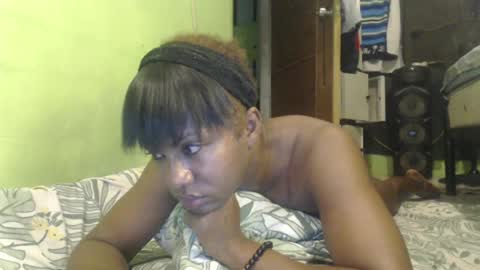 Snapshot of blackasiancockts chatting on 07-16-26, 03:18 Crystal online show from 07-16-26, 03:18