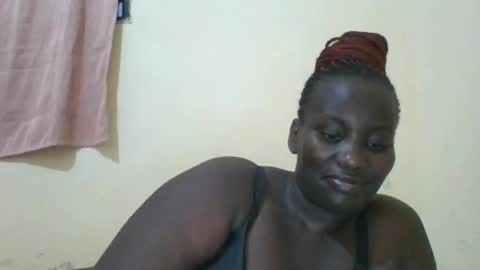 Snapshot of blackbeauty002 chatting on 05-06-26, 08:19 PACIFICA online show from 05-06-26, 08:19