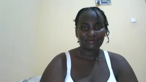 Snapshot of blackbeauty002 chatting on 05-07-26, 09:42 PACIFICA online show from 05-07-26, 09:42