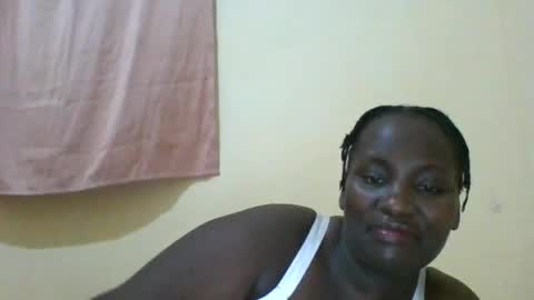 Snapshot of blackbeauty002 chatting on 05-09-26, 08:19 PACIFICA online show from 05-09-26, 08:19
