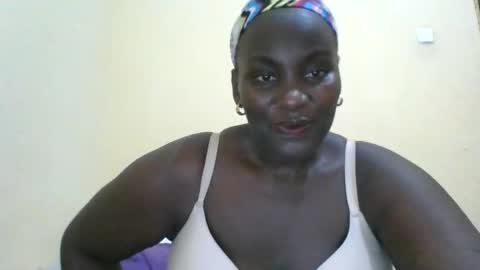 Snapshot of blackbeauty002 chatting on 05-23-26, 07:29 PACIFICA online show from 05-23-26, 07:29