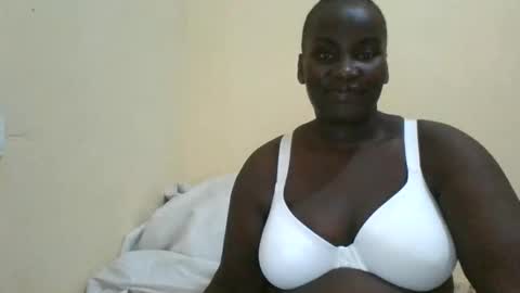 Snapshot of blackbeauty002 chatting on 05-28-26, 09:34 PACIFICA online show from 05-28-26, 09:34