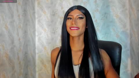 Nina online show from 01-17-25, 02:39