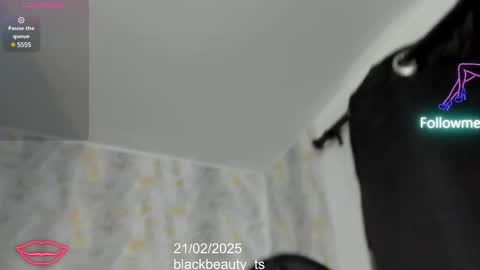 Nina online show from 02-21-25, 01:44