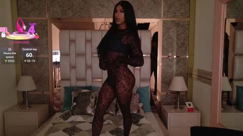 Nina online show from 04-12-26, 01:16