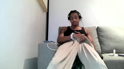 BlackBullTitus online show from 03-25-26, 04:18