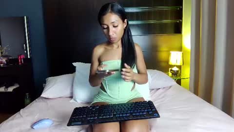 Snapshot of blackd0ll chatting on 06-13-26, 01:53 Angye online show from 06-13-26, 01:53