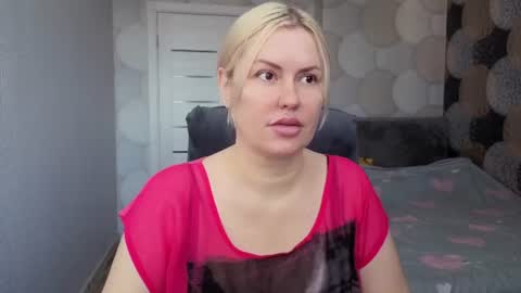 Snapshot of blackeyes11 chatting on 06-11-26, 06:00 blackeyes11 online show from 06-11-26, 06:00