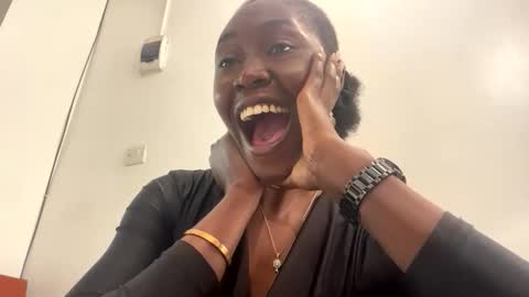 blackfairy01 online show from 12-18-25, 10:10