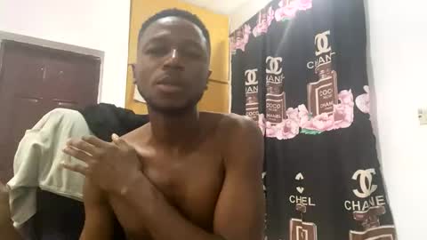 black online show from 12-20-25, 07:59