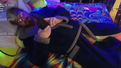 blacklightparty69 online show from 05-03-26, 01:00