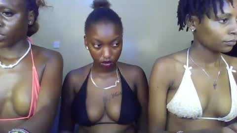 blackqueen2030 online show from 04-26-26, 04:04