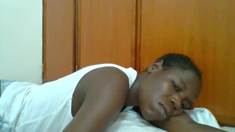 SARAH online show from 11-18-25, 02:06