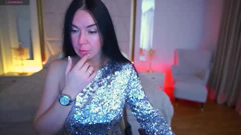 blacksilkqueen online show from 12-14-25, 02:00