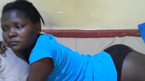 blackslim_girl2 online show from 10-14-25, 09:26