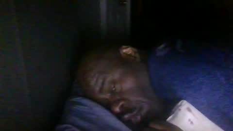 Snapshot of blackteddybear chatting on 02-08-26, 10:40 blackteddybear online show from 02-08-26, 10:40