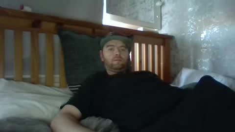 Snapshot of blackvswhite2022 chatting on 01-29-25, 12:02 blackvswhite2022 online show from 01-29-25, 12:02