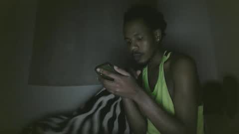 Snapshot of blackzilian_ chatting on 10-16-25, 05:36 HASSAN online show from 10-16-25, 05:36