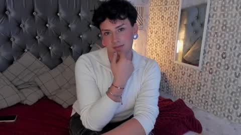 Snapshot of bladeenzo chatting on 02-13-26, 04:30 blade online show from 02-13-26, 04:30