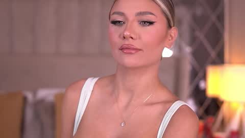 Snapshot of blairsanders chatting on 10-29-25, 07:04 BlairSanders online show from 10-29-25, 07:04